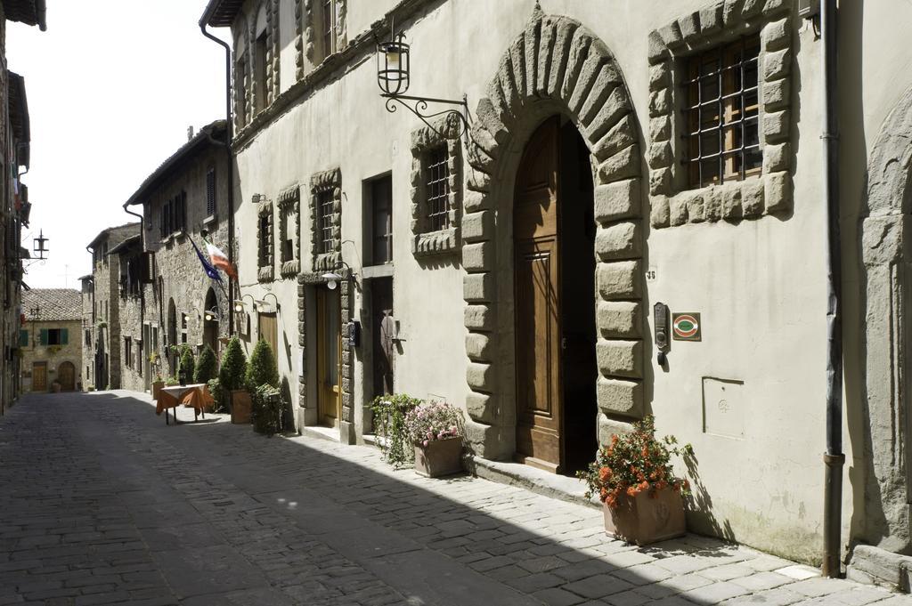 Palazzo Malaspina B&B San Donato in Poggio Buitenkant foto