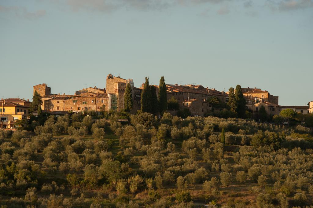 Palazzo Malaspina B&B San Donato in Poggio Buitenkant foto