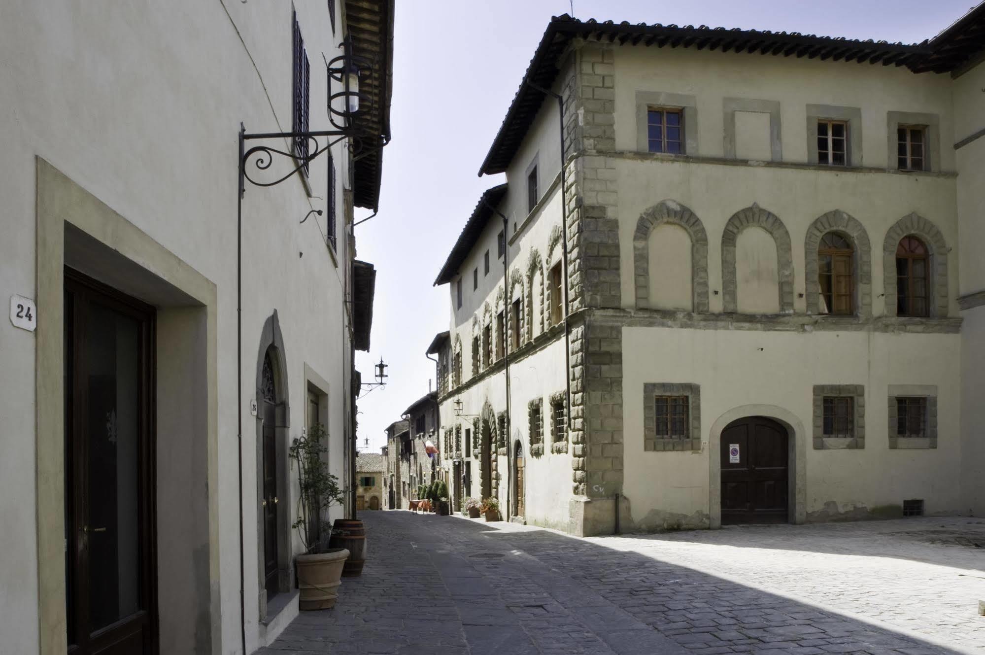 Palazzo Malaspina B&B San Donato in Poggio Buitenkant foto