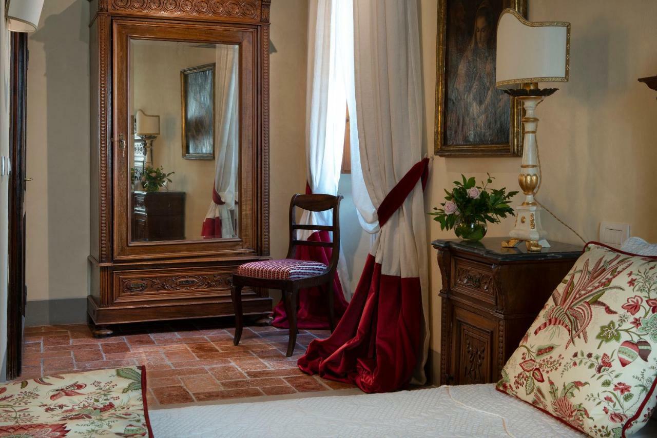 Palazzo Malaspina B&B San Donato in Poggio Buitenkant foto